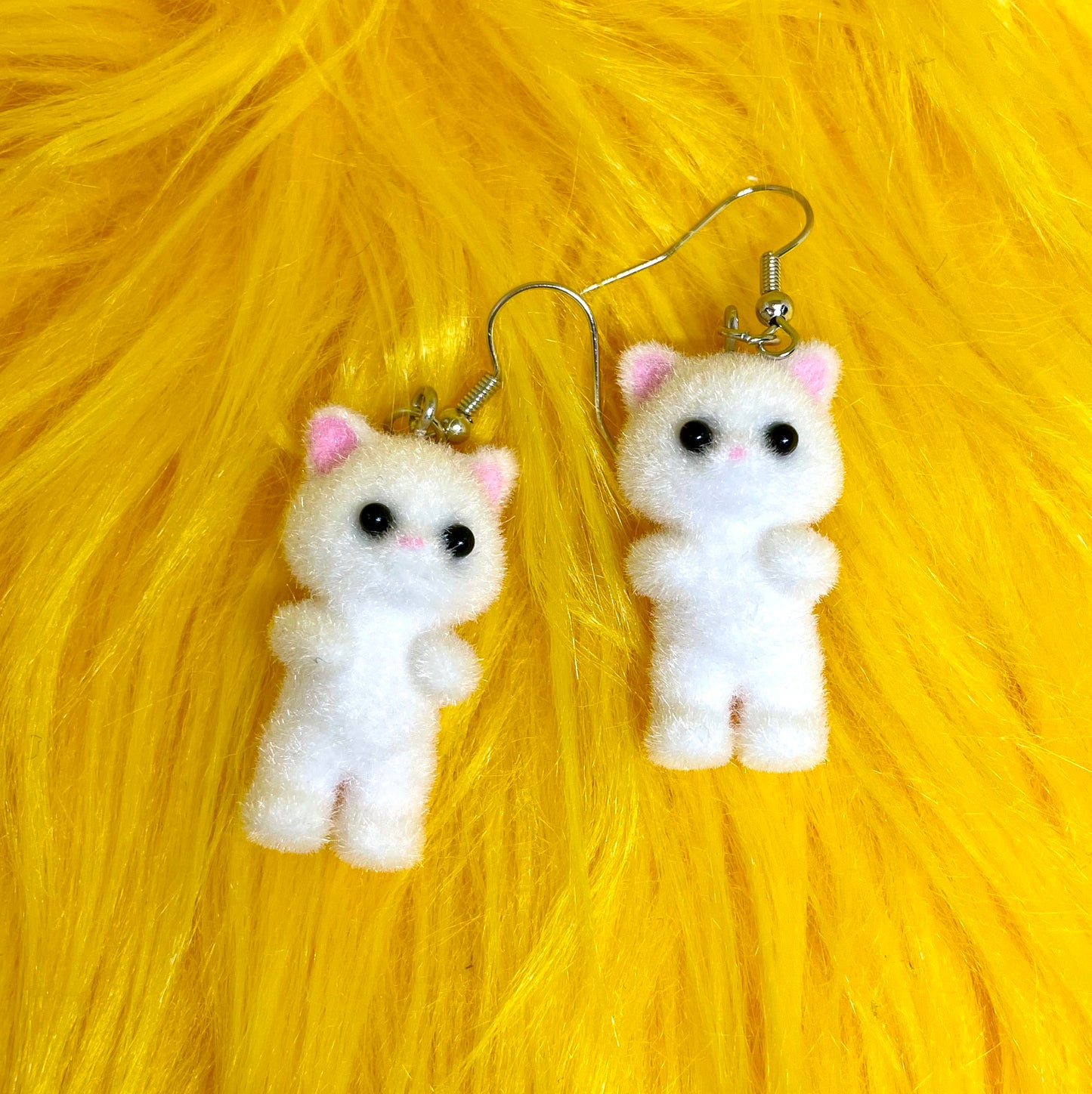 Mini Kitty Earrings <3