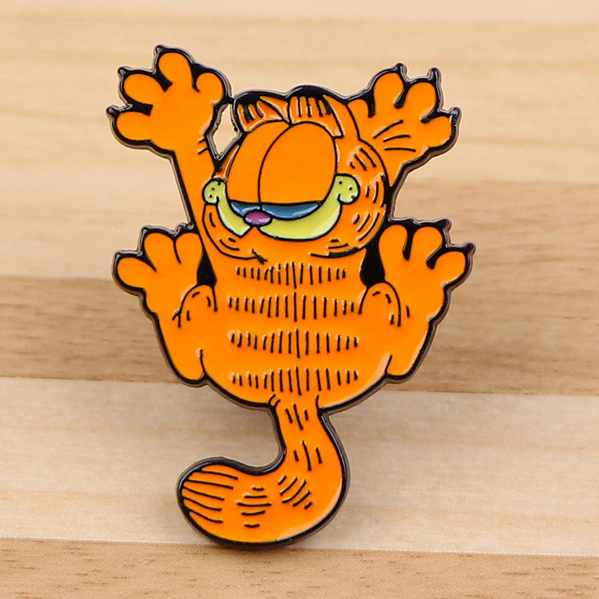 Gorfield Hang in there Enamel Pin