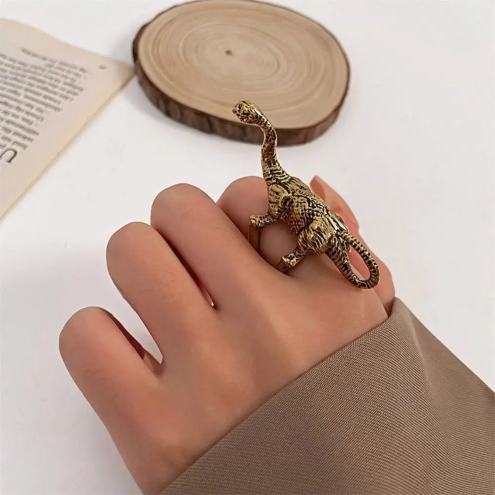 "Little Foot" Adjustable Ring